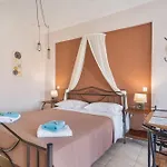 Christianna Hotel de apartamente Nikiana
