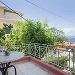 Christianna Hotel de apartamente Nikiana