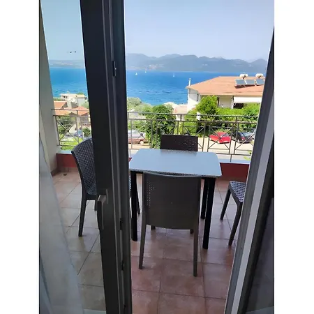 Christianna Apartahotel