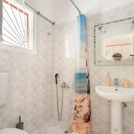 Christianna 3* Nikiana